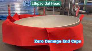 스테인레스 스틸 엔드 캡은 공정 전반에 걸쳐 빨간색 천으로 보호되었습니다.